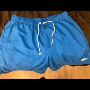 Nike woven shorts men’s XL
